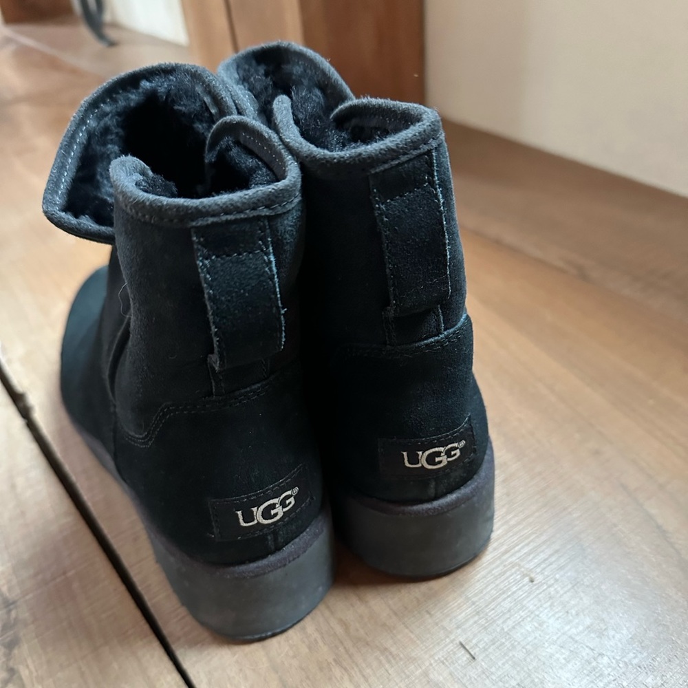 Ugg Kristin booties size 8